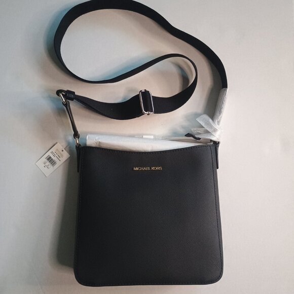 Michael Kors Jet Set Travel messenger bag - Picture 2 of 7